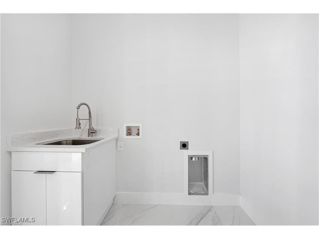 121 NE 8th Terrace Cape Coral FL 33909 225066393 image34