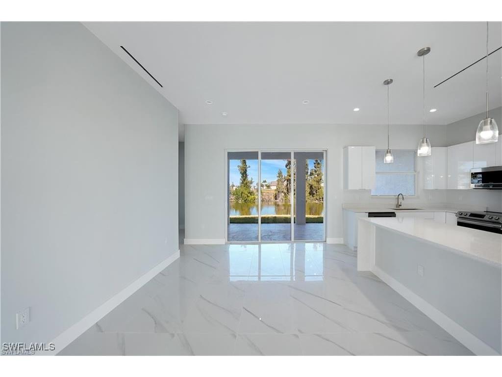 121 NE 8th Terrace Cape Coral FL 33909 225066393 image38