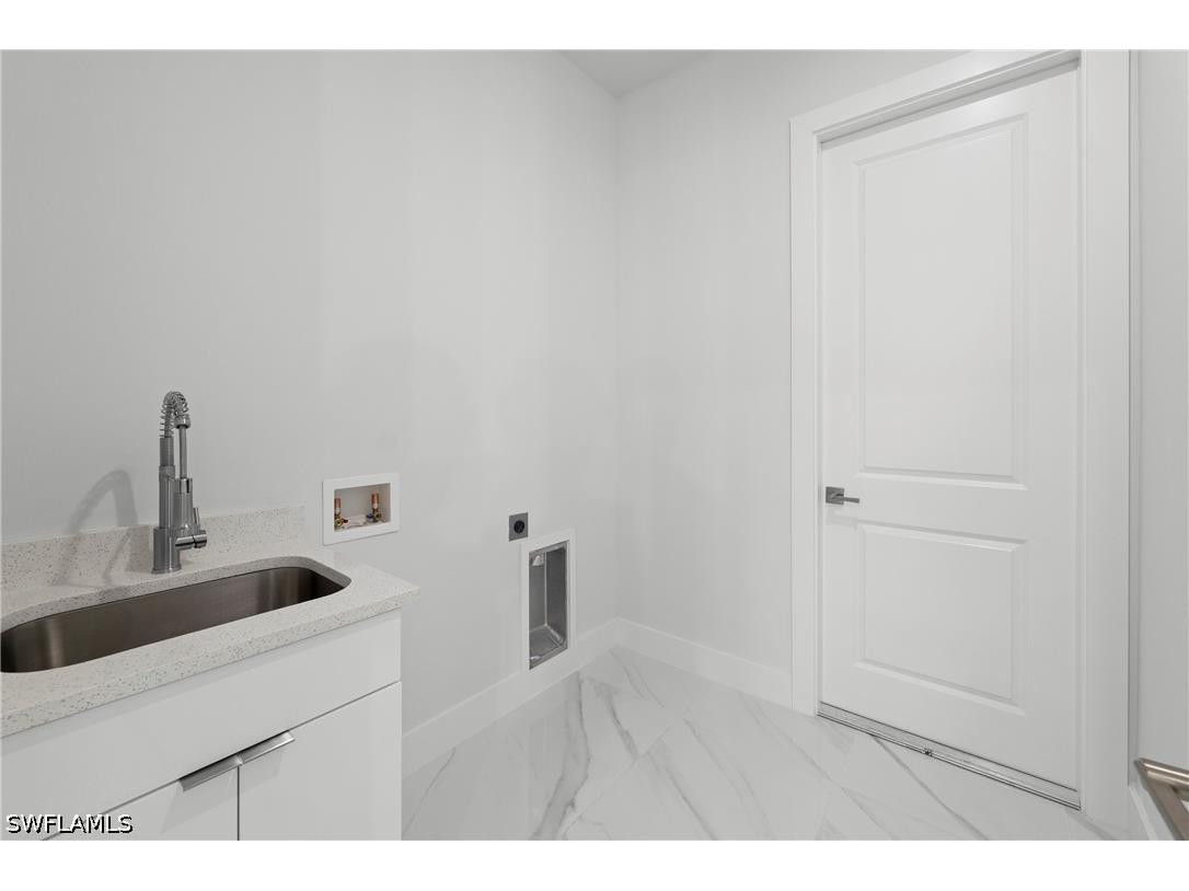 121 NE 8th Terrace Cape Coral FL 33909 226017712 image27