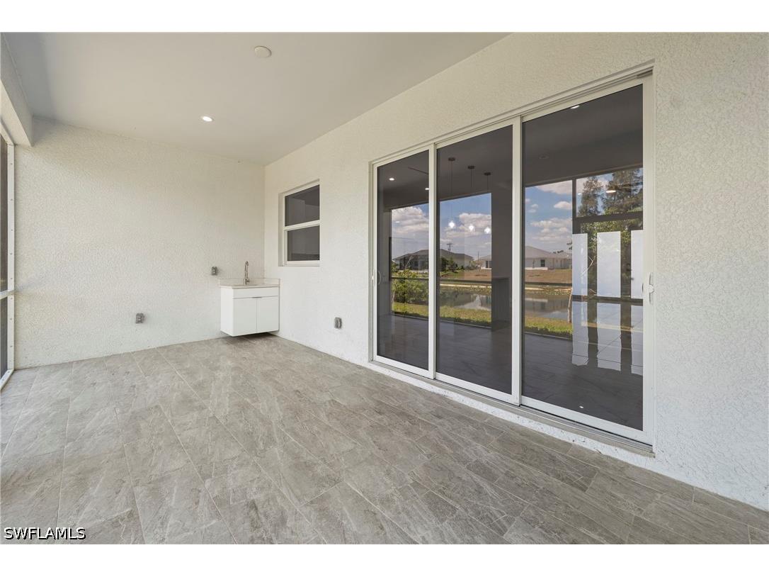 121 NE 8th Terrace Cape Coral FL 33909 226017712 image30