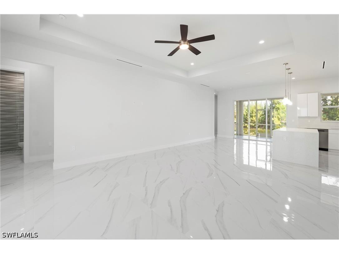 121 NE 8th Terrace Cape Coral FL 33909 226017712 image5
