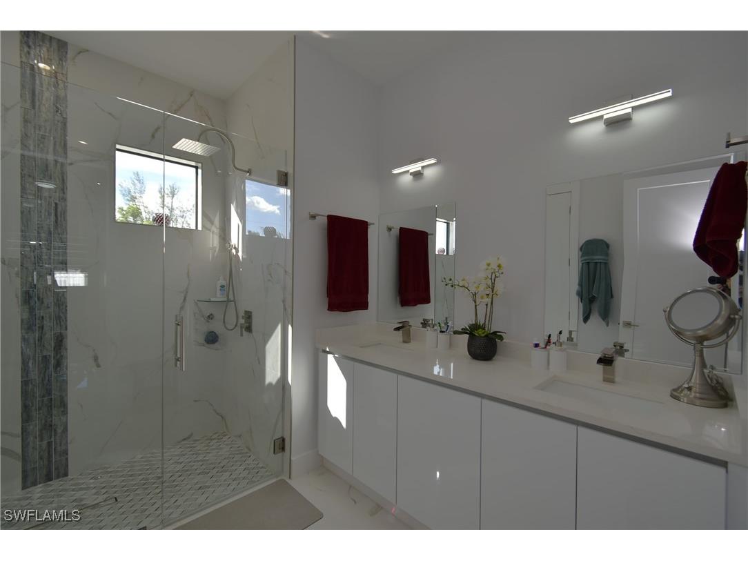 121 NW 10th Avenue Cape Coral FL 33993 225038057 image18