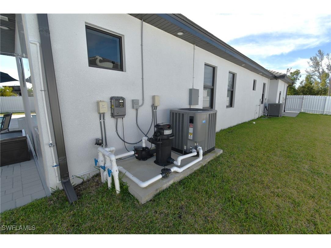 121 NW 10th Avenue Cape Coral FL 33993 225038057 image38