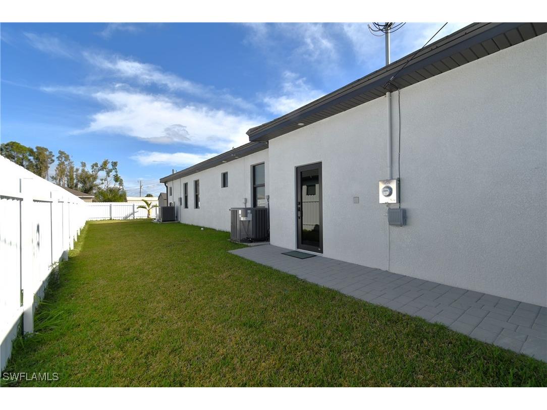 121 NW 10th Avenue Cape Coral FL 33993 225038057 image39