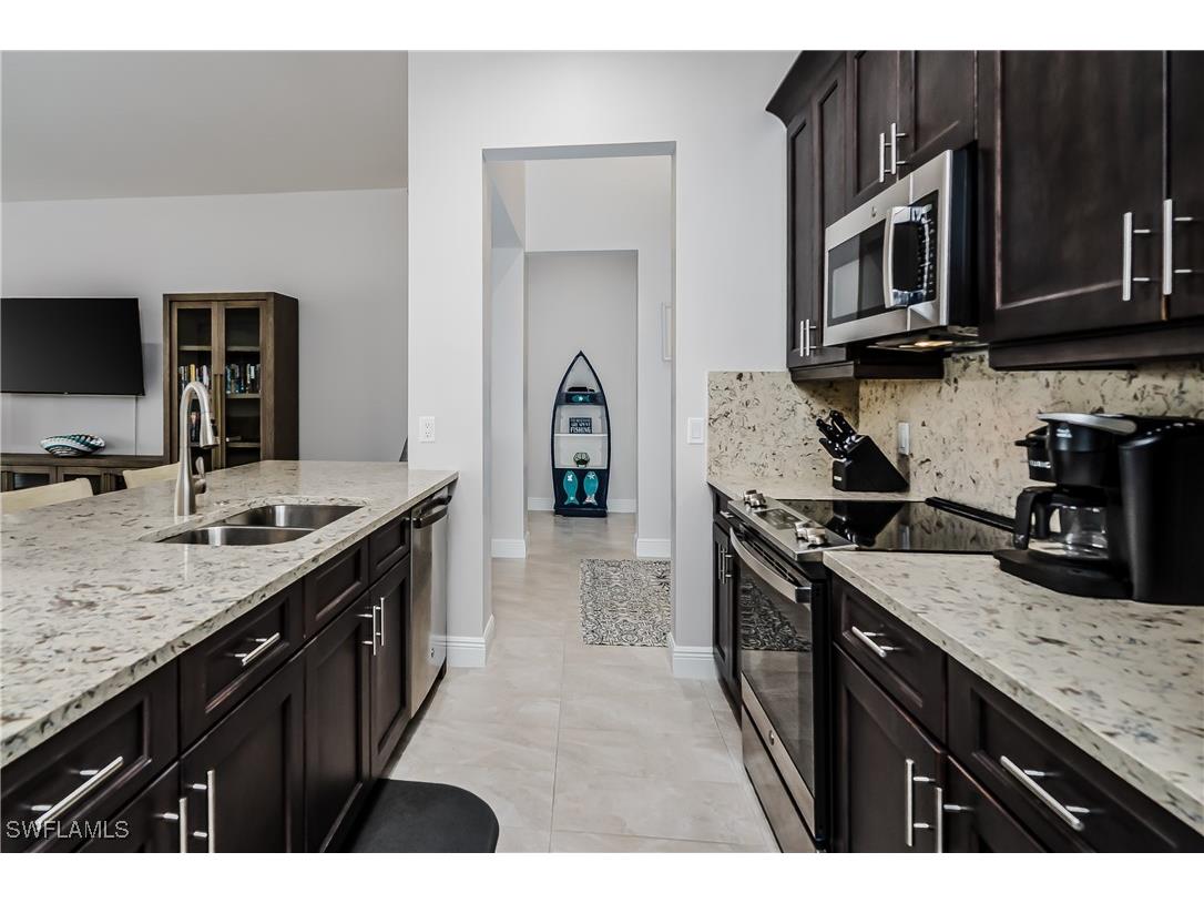 121 Newport Drive Naples FL 34114 225066594 image13