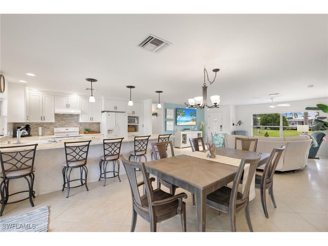 121 S Bahama Avenue Marco Island FL 34145 225074909 image11