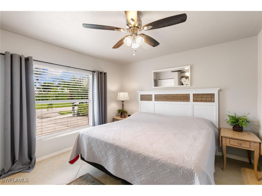 121 S Bahama Avenue Marco Island FL 34145 225074909 image17