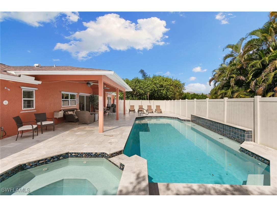 121 S Bahama Avenue Marco Island FL 34145 225074909 image3