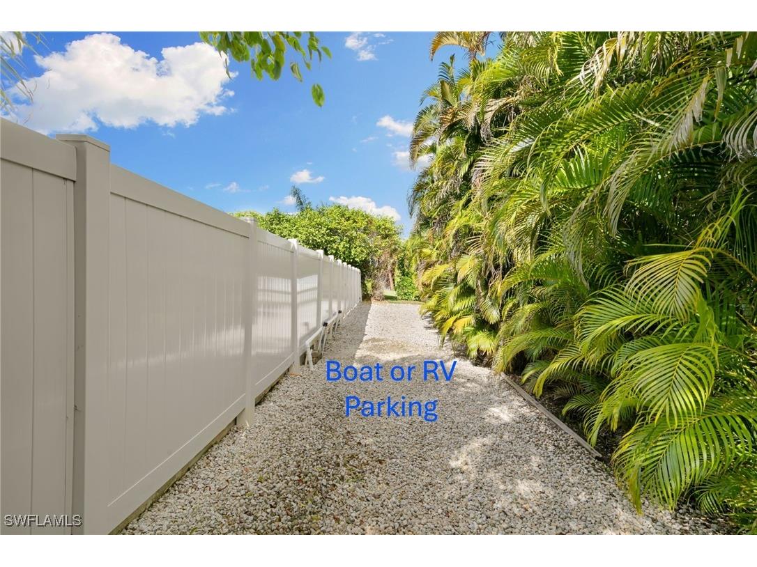 121 S Bahama Avenue Marco Island FL 34145 225074909 image4