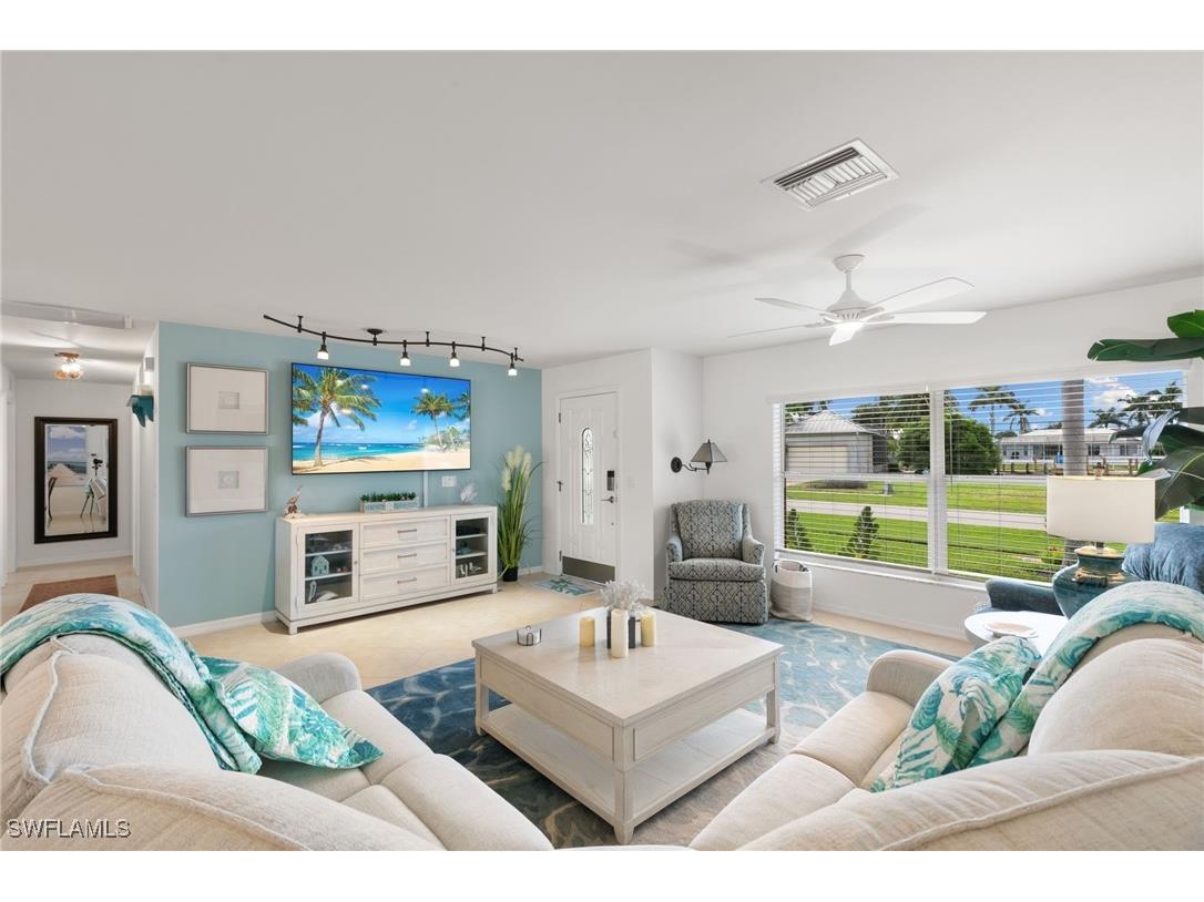 121 S Bahama Avenue Marco Island FL 34145 225074909 image5