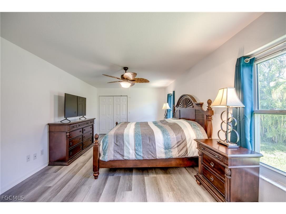 121 SE 17th Street Cape Coral FL 33990 2026012579 image19