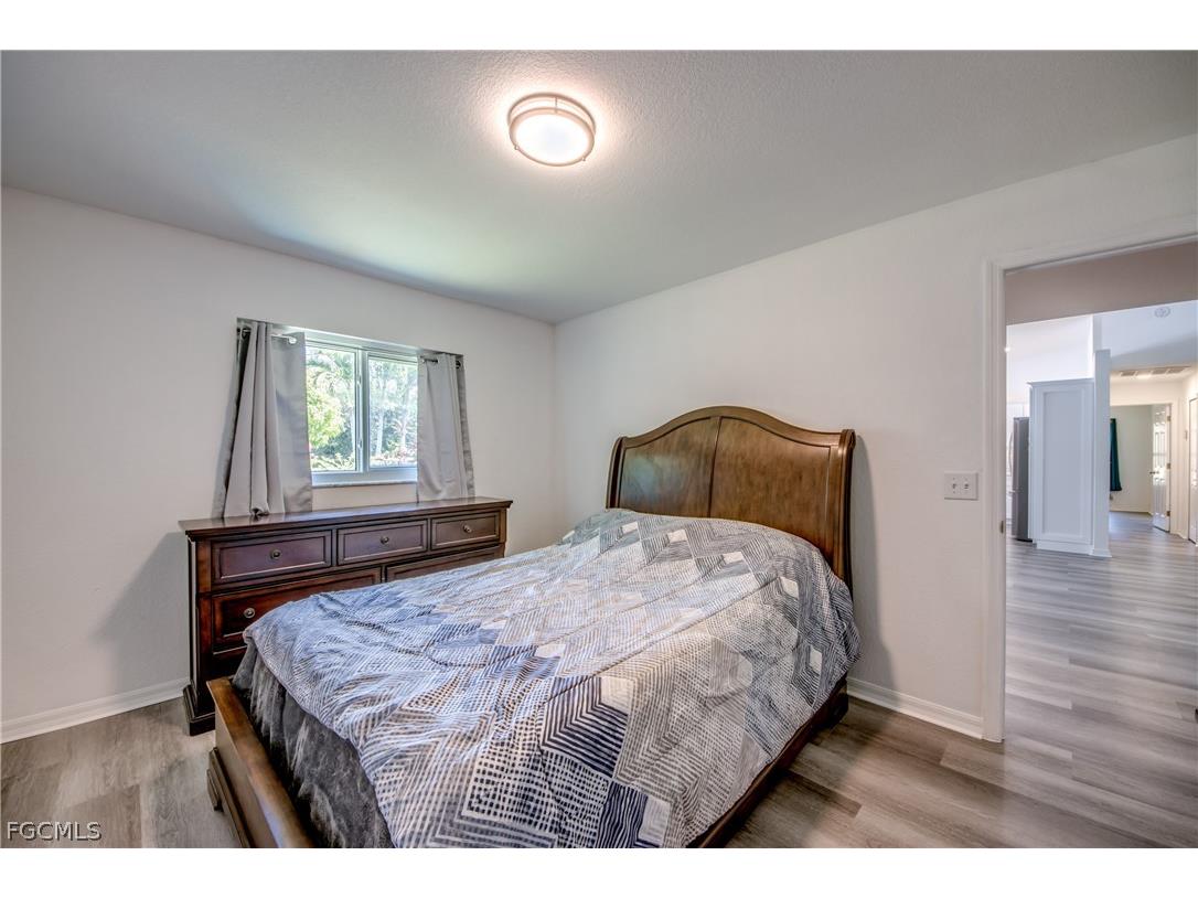 121 SE 17th Street Cape Coral FL 33990 2026012579 image25