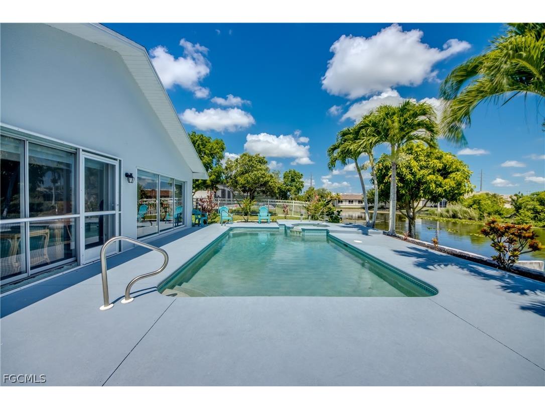 121 SE 17th Street Cape Coral FL 33990 2026012579 image38