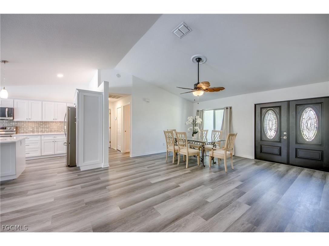 121 SE 17th Street Cape Coral FL 33990 2026012579 image4
