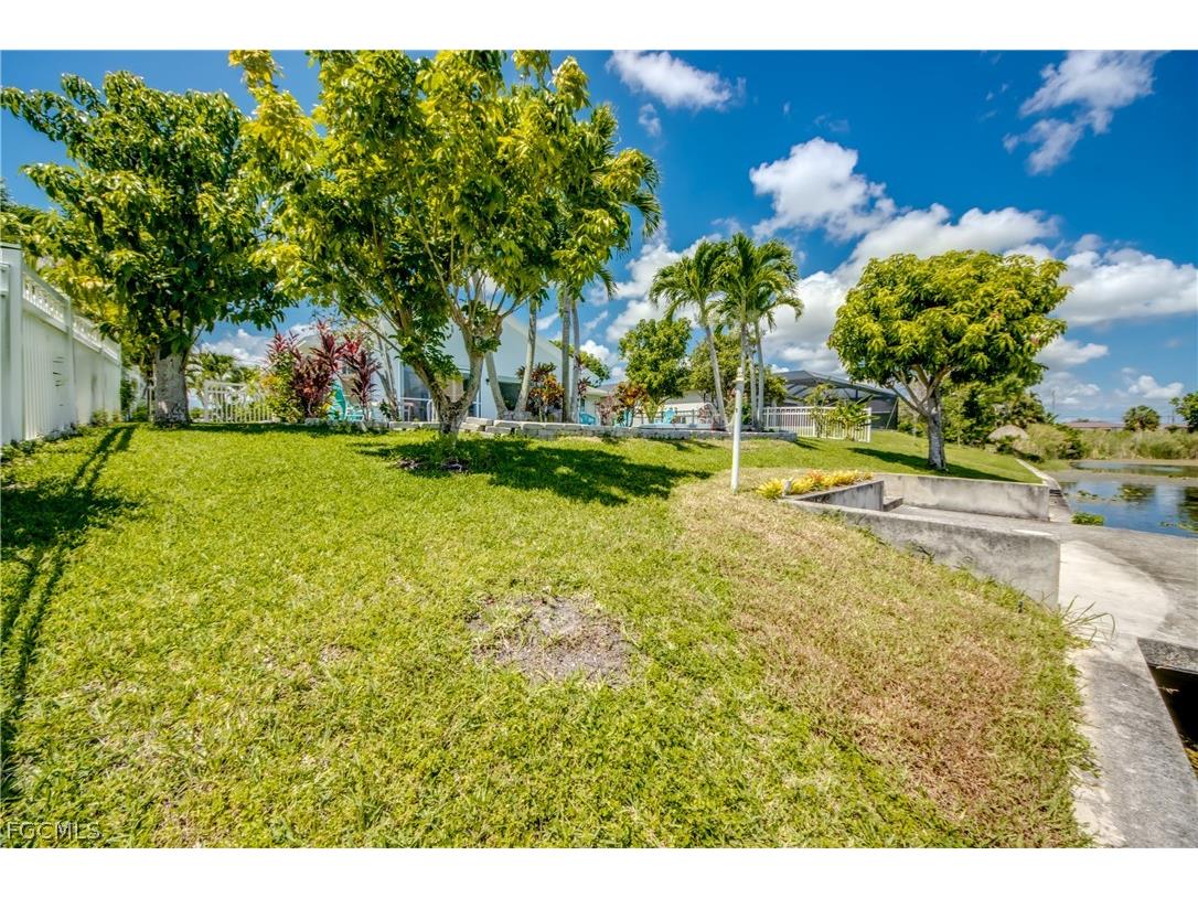 121 SE 17th Street Cape Coral FL 33990 2026012579 image42