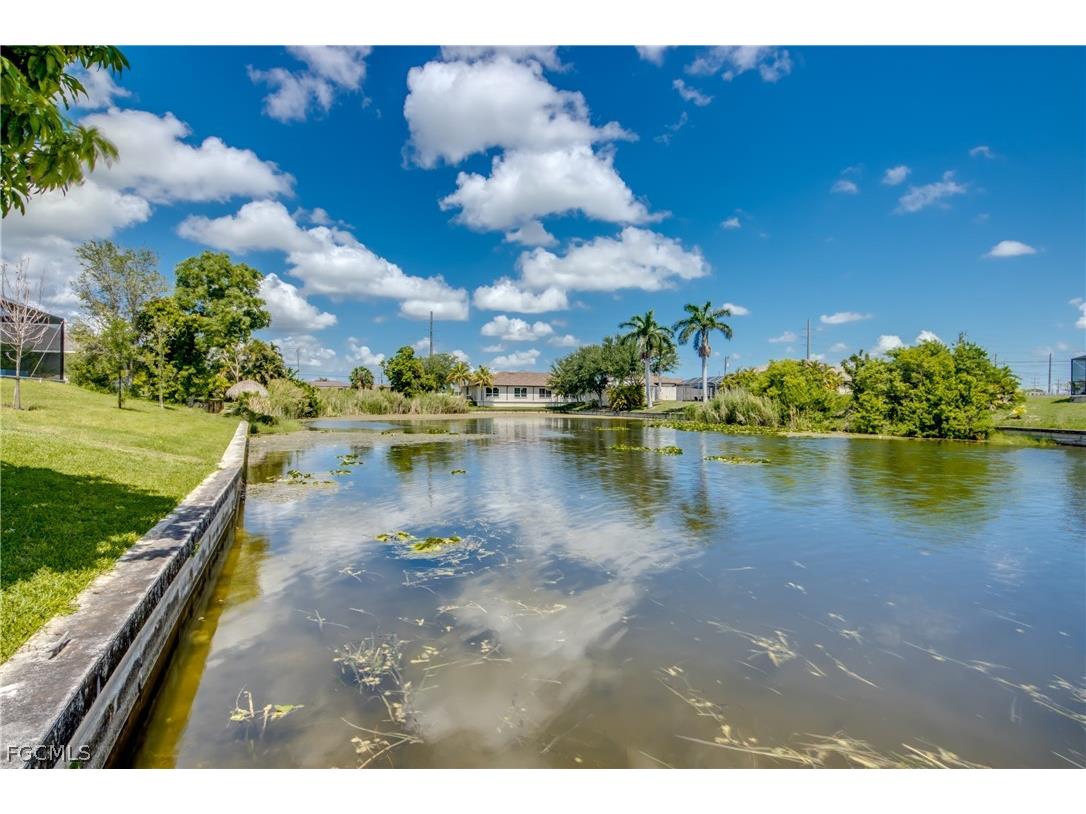 121 SE 17th Street Cape Coral FL 33990 2026012579 image49