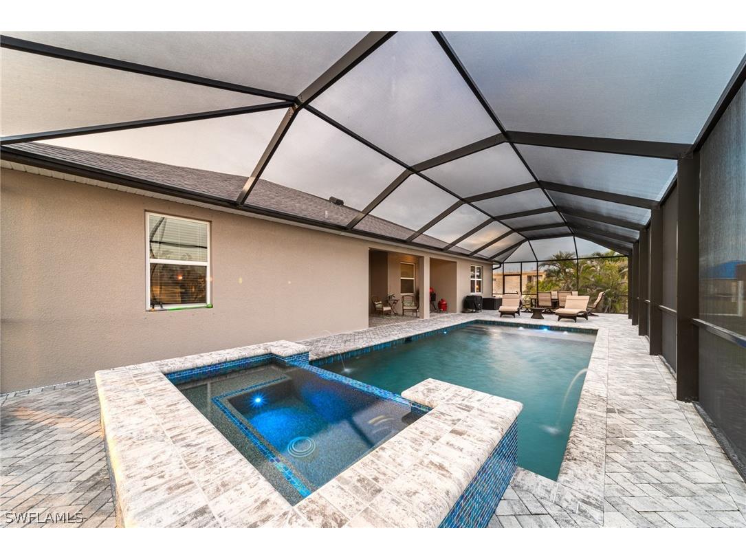 121 SW 37th Avenue Cape Coral FL 33991 223006977 image1