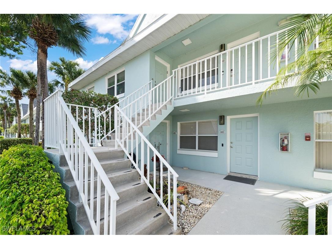 121 Wading Bird Circle #B201 Naples FL 34110 225062971 image1