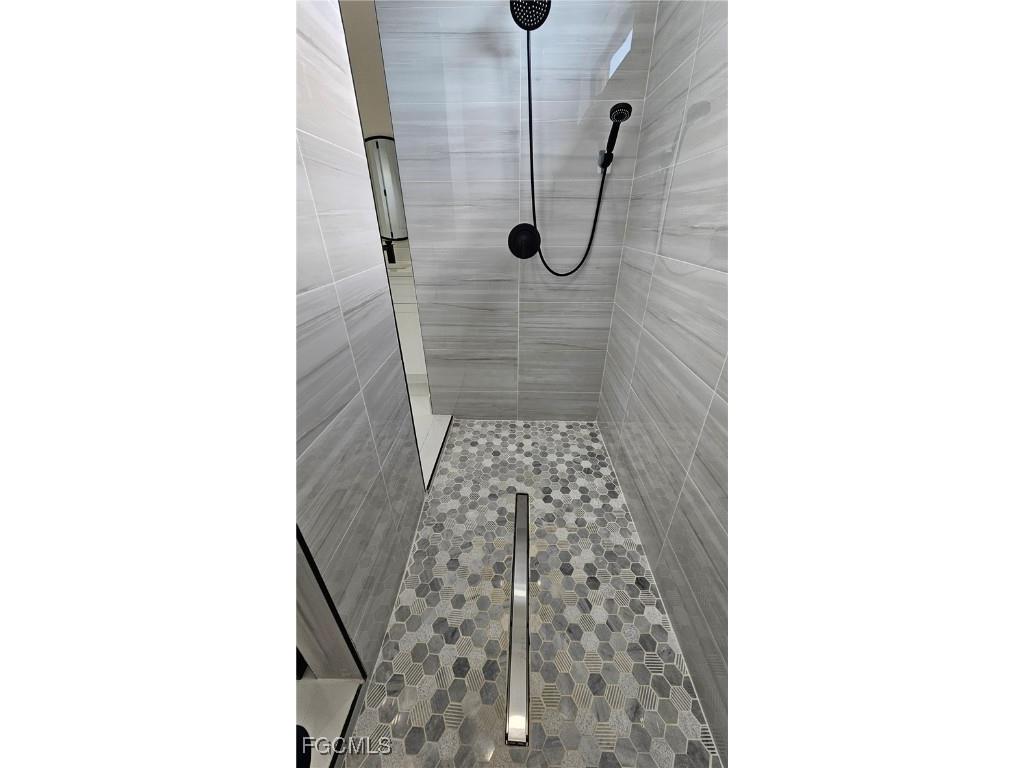 1210 Edison Avenue Lehigh Acres FL 33972 2025011597 image10