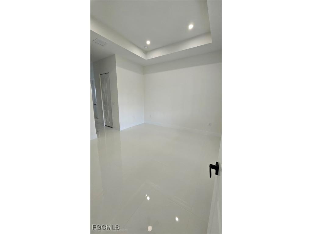 1210 Edison Avenue Lehigh Acres FL 33972 2025011597 image6