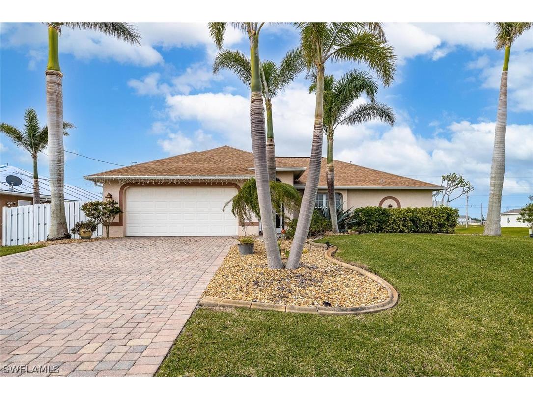 1210 NE Juanita Place Cape Coral FL 33909 222088665 image1
