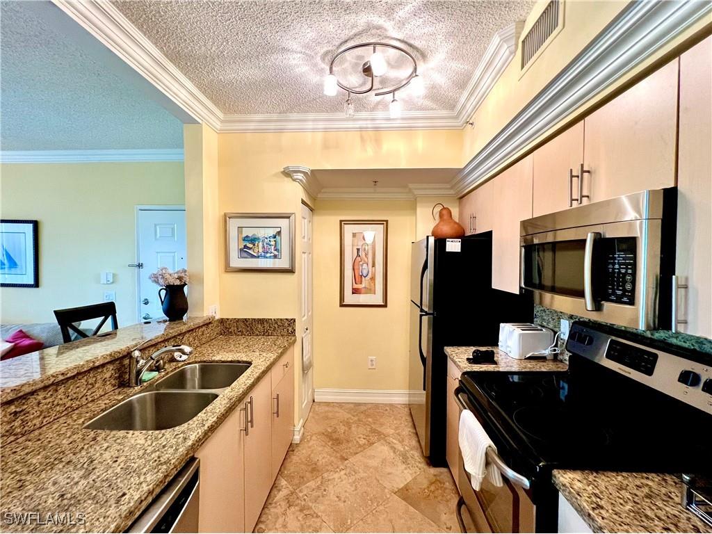 1210 Reserve Way #204 Naples FL 34105 225071676 image16