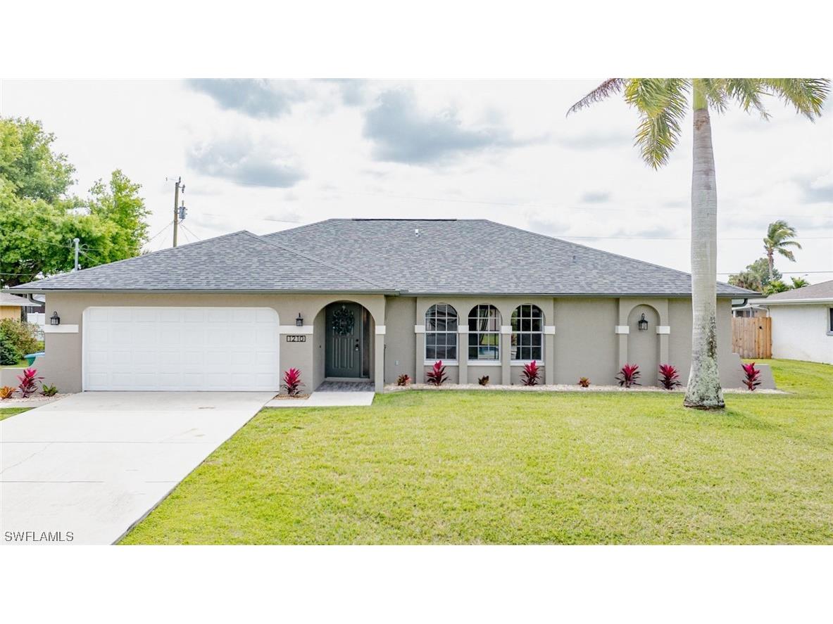 1210 SE 26th Terrace Cape Coral FL 33904 224021797 image1