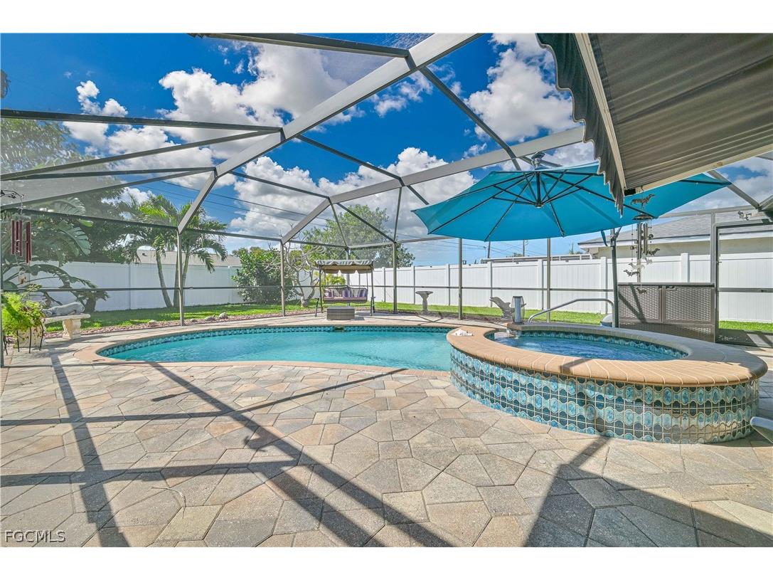 1210 SE 34th Terrace Cape Coral FL 33904 2026012540 image1