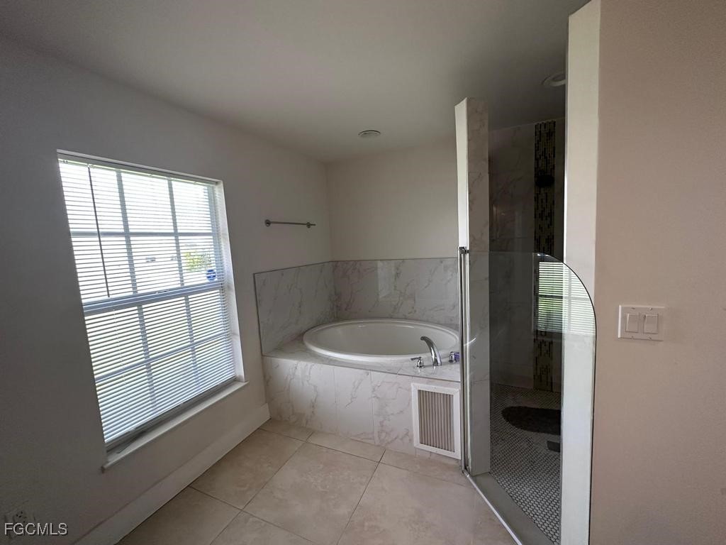 1210 SW 10th Terrace Cape Coral FL 33991 2025010473 image12