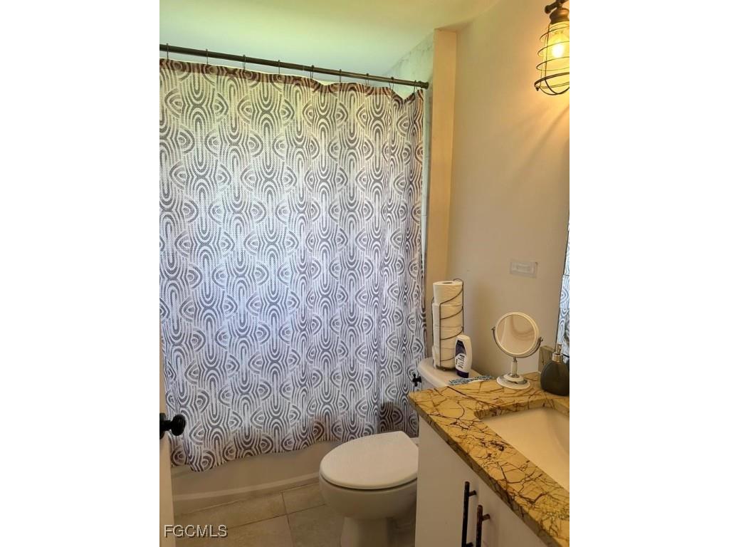 1210 SW 10th Terrace Cape Coral FL 33991 2025010473 image7