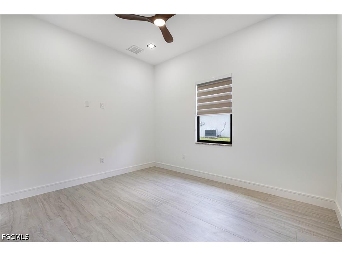 1210 SW Santa Barbara Place Cape Coral FL 33991 2026028050 image25