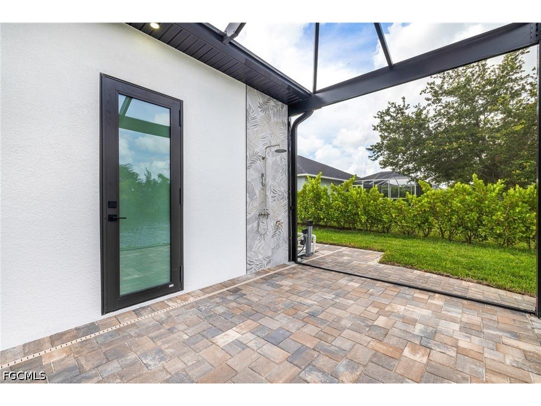 1210 SW Santa Barbara Place Cape Coral FL 33991 2026028050 image46