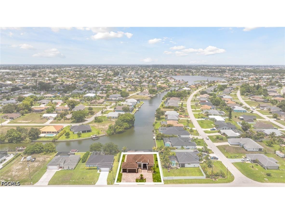 1210 SW Santa Barbara Place Cape Coral FL 33991 2026028050 image49