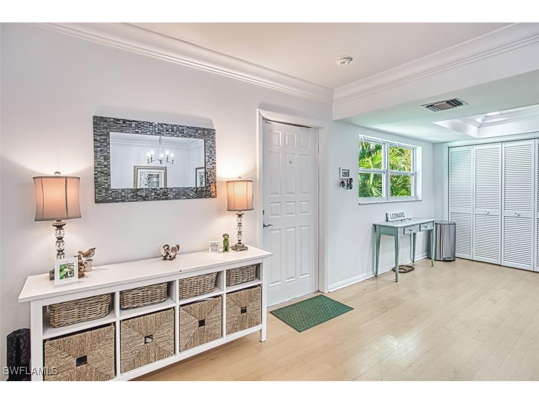 1210 Shady Rest Lane #14 Naples FL 34103 226001777 image5
