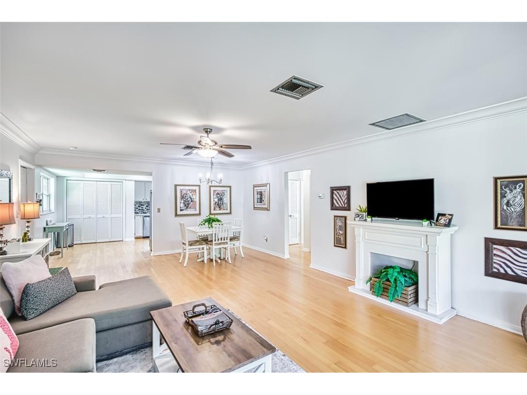 1210 Shady Rest Lane #14 Naples FL 34103 226001777 image7