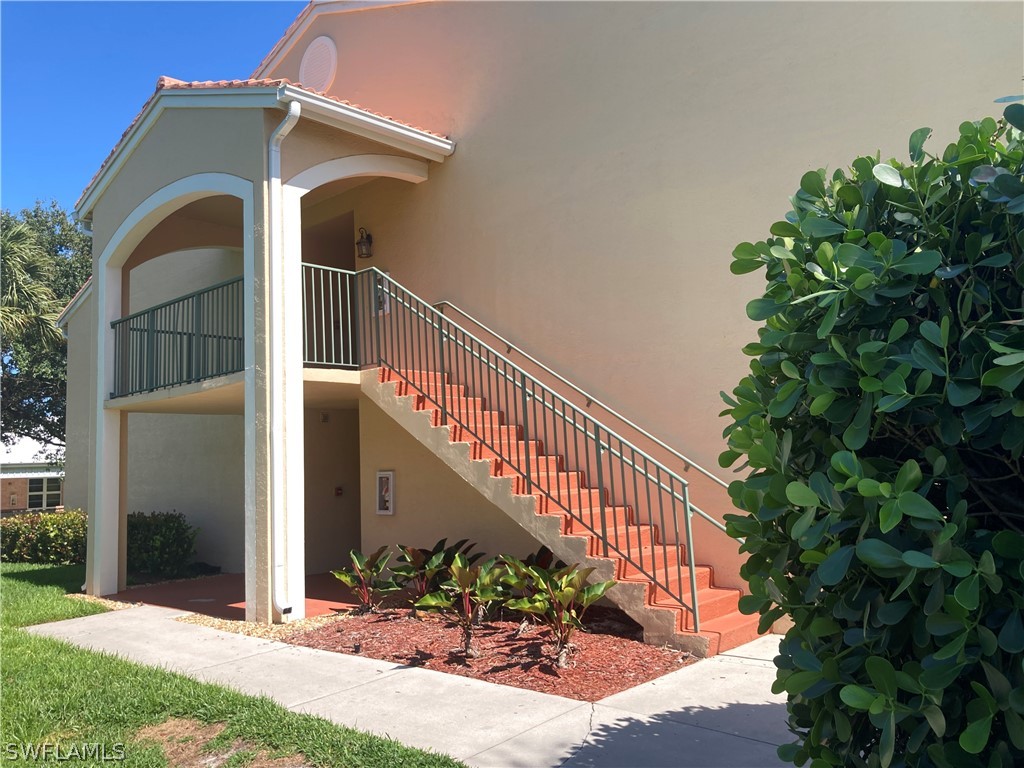 1210 Wildwood Lakes Boulevard #202 Naples FL 34104 224054418 image1