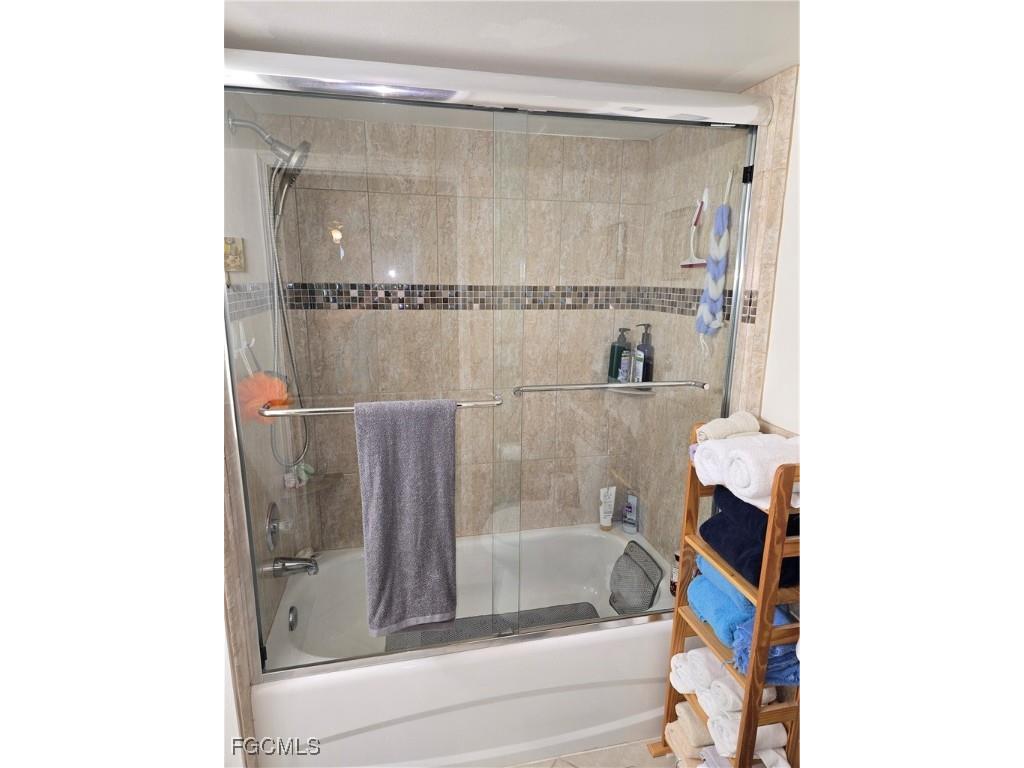 1210 Wildwood Lakes Boulevard #203 Naples FL 34104 2026003973 image11