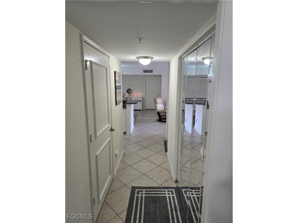 1210 Wildwood Lakes Boulevard #203 Naples FL 34104 2026003973 image6