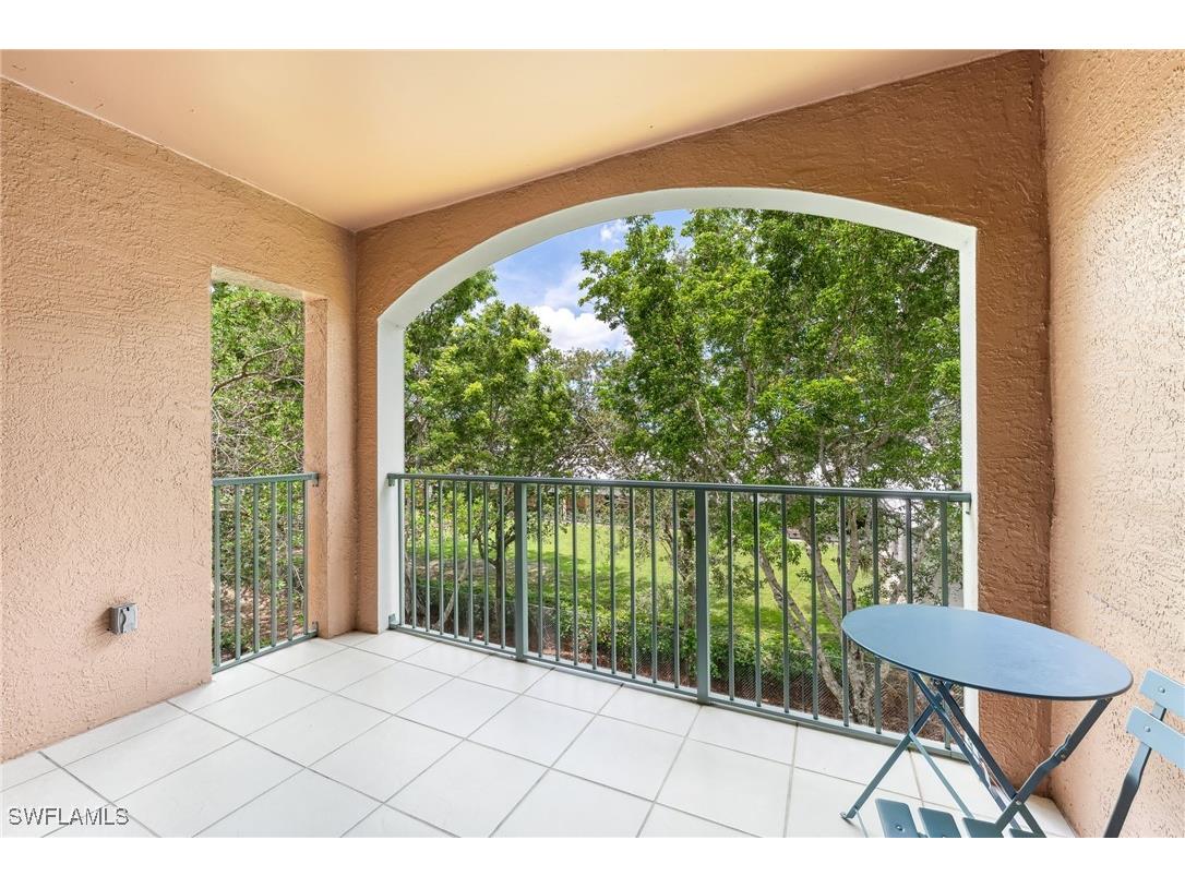 1210 Wildwood Lakes Boulevard #304 Naples FL 34104 225082173 image19