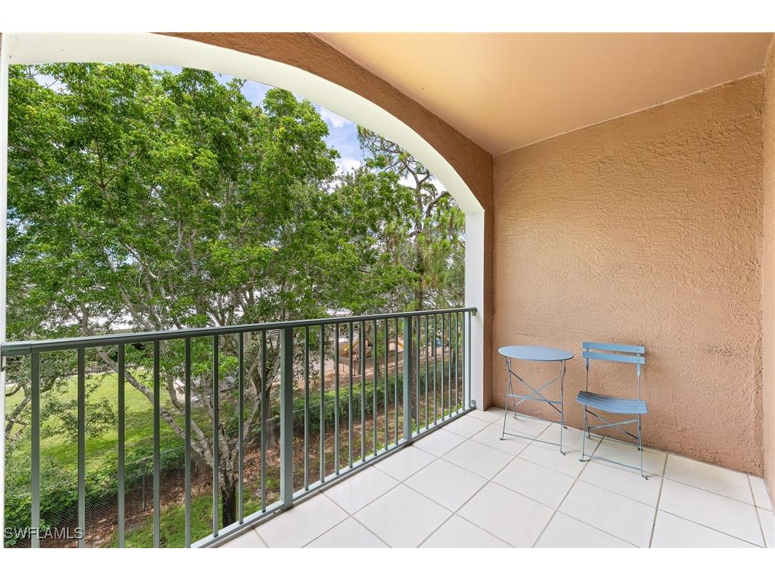 1210 Wildwood Lakes Boulevard #304 Naples FL 34104 225082173 image20