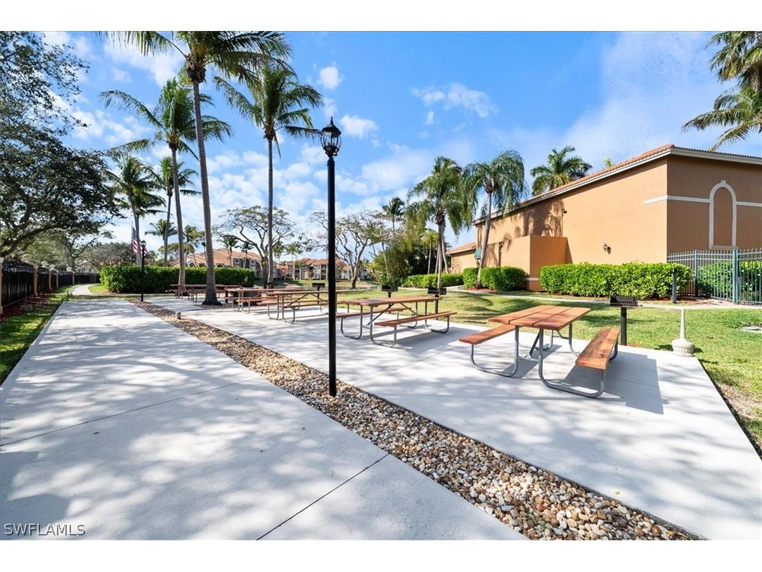 1210 Wildwood Lakes Boulevard #306 Naples FL 34104 225073413 image27