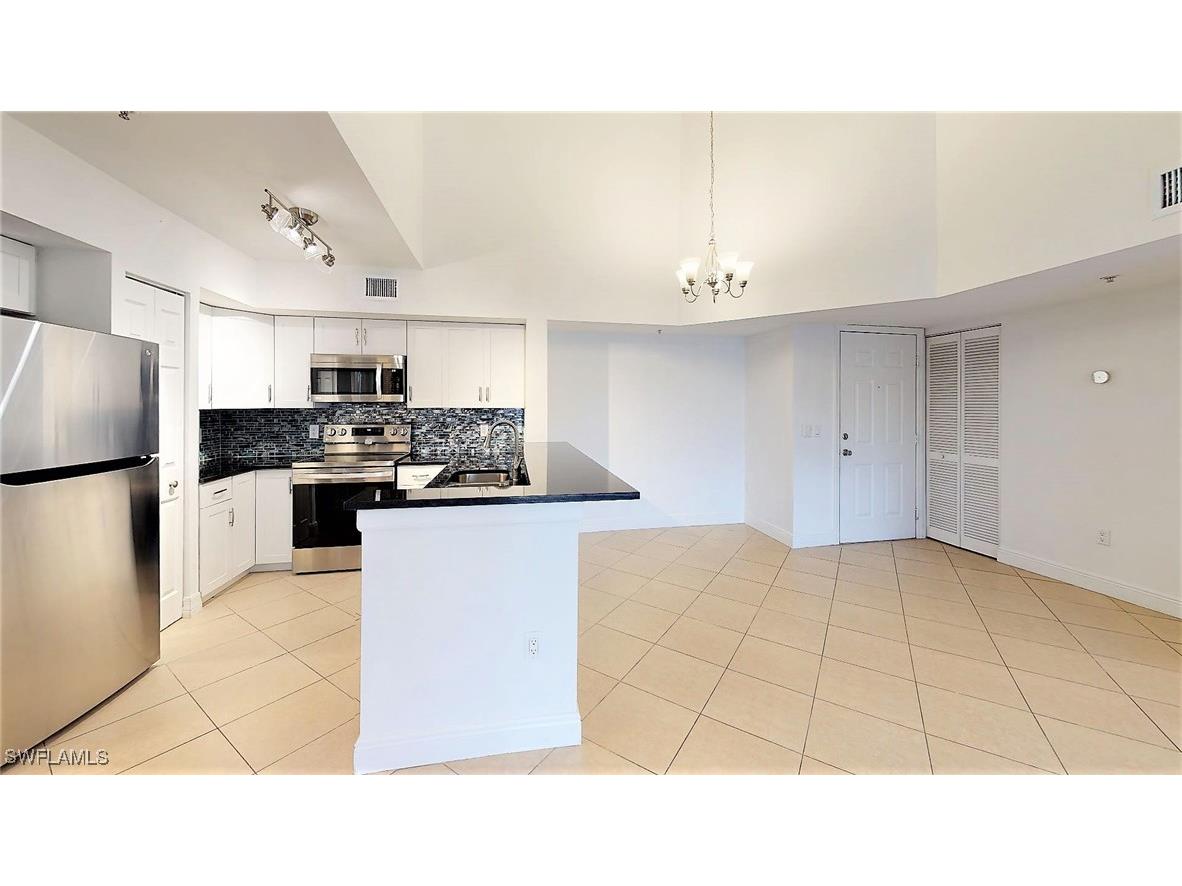 1210 Wildwood Lakes Boulevard #306 Naples FL 34104 226004681 image3