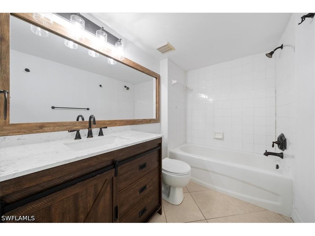 1210 Wildwood Lakes Boulevard #306 Naples FL 34104 226013014 image13