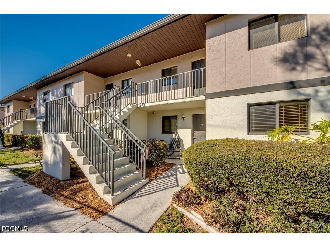 1211 Barrett Road #1108 North Fort Myers FL 33903 2026014042 image1