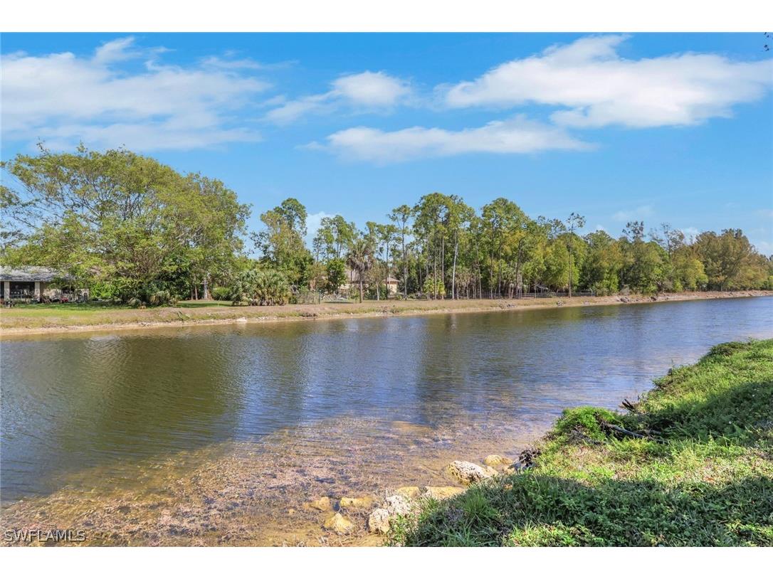 1211 Commonwealth Circle #C201 Naples FL 34116 226008531 image18