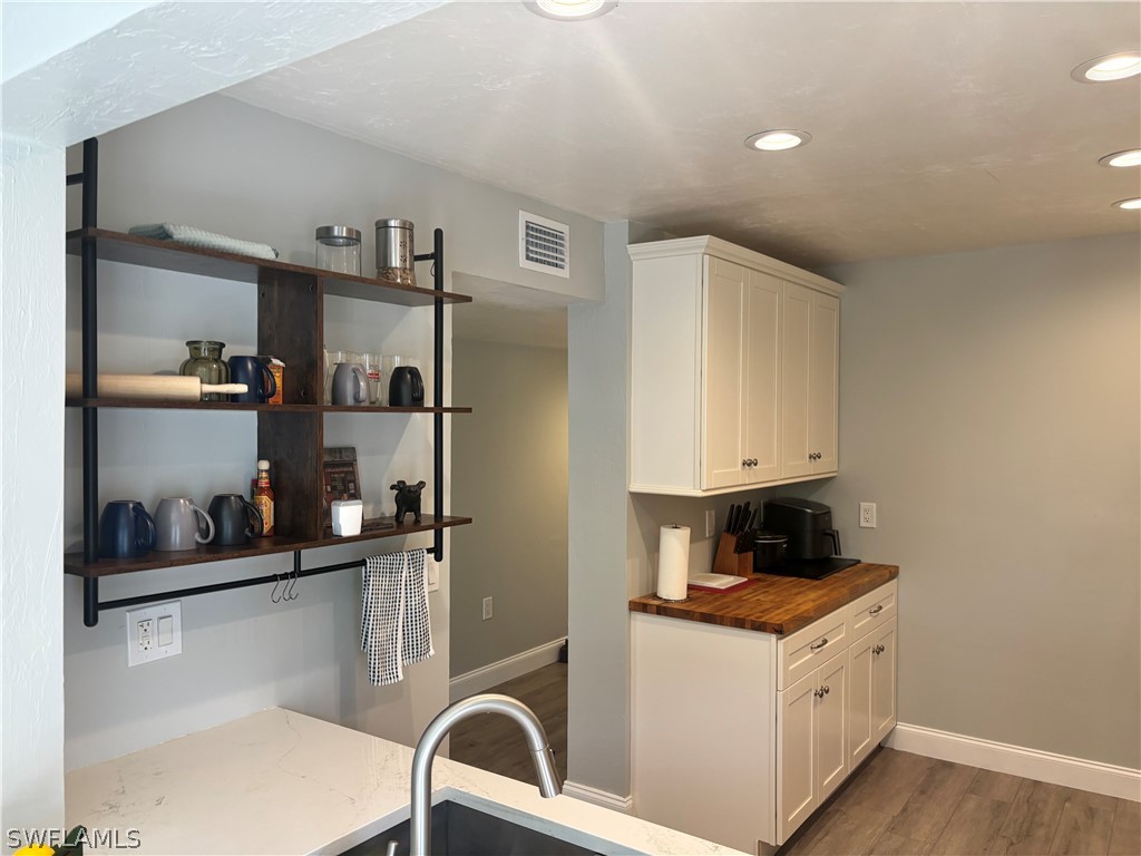 1211 Commonwealth Circle #C201 Naples FL 34116 226008531 image4