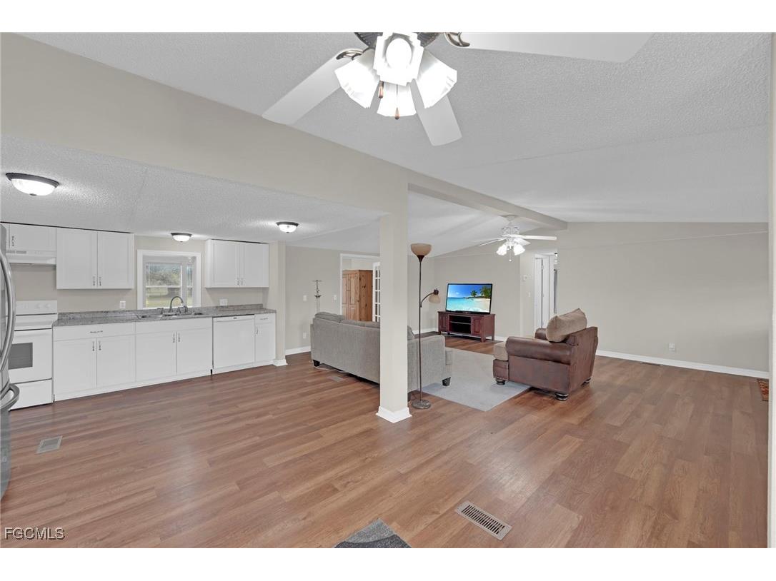 1211 Crescent Avenue Labelle FL 33935 2025002837 image18