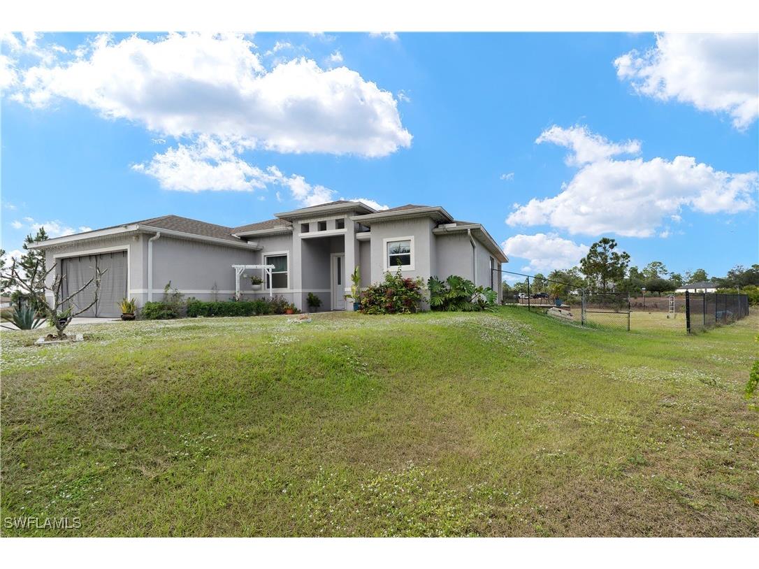 1211 Eclat Street E Lehigh Acres FL 33974 225076938 image2