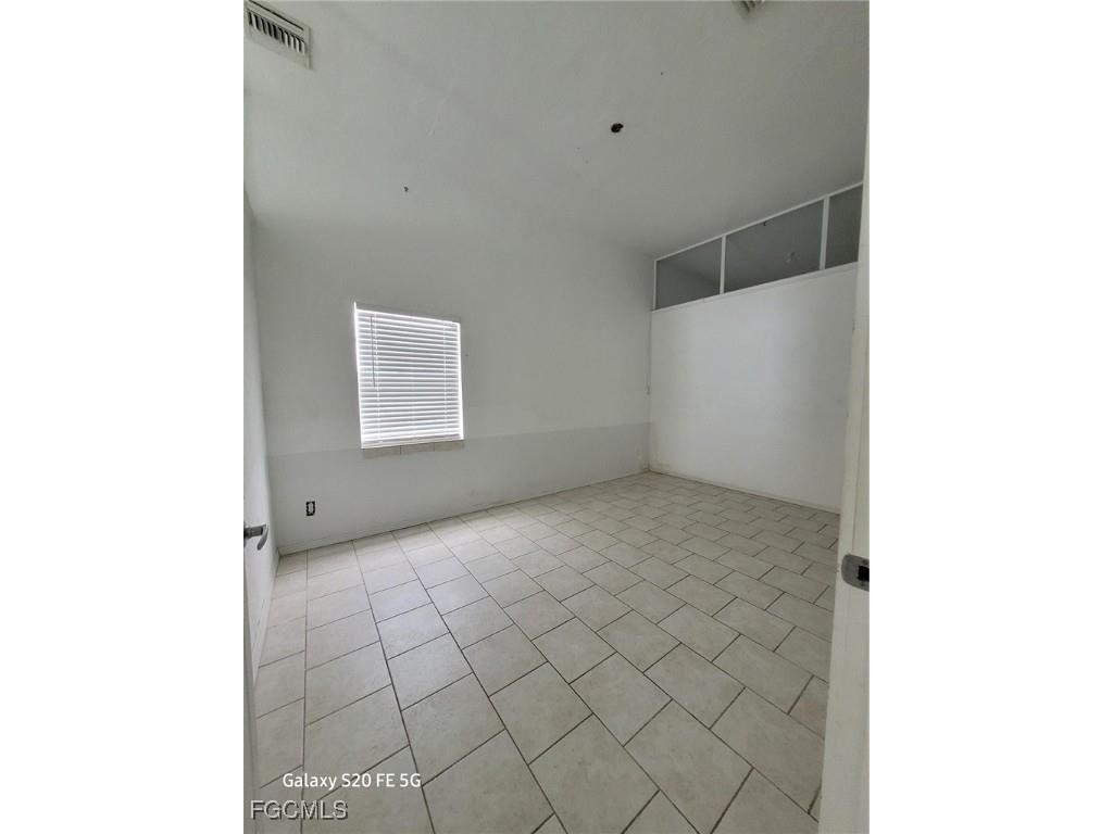 1211 Miramar Street #1 Cape Coral FL 33904 2025010719 image5