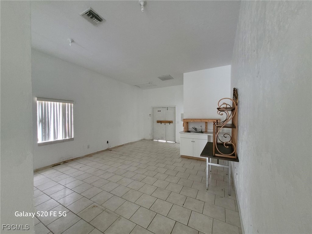 1211 Miramar Street #1 Cape Coral FL 33904 2025010719 image9
